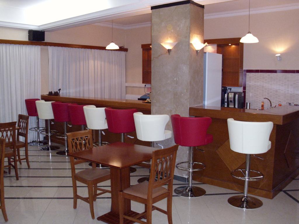 Hotel Cybele Pefki Athen Exterior foto