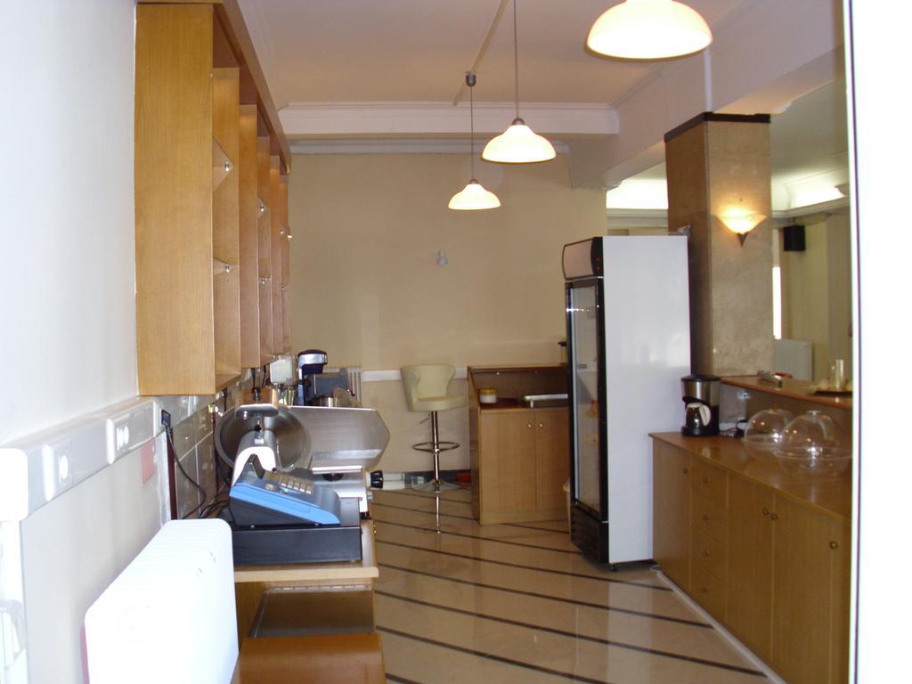 Hotel Cybele Pefki Athen Exterior foto