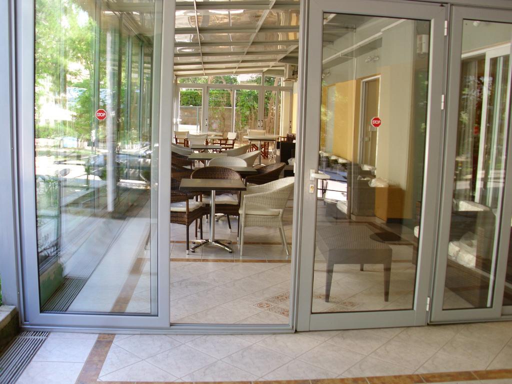 Hotel Cybele Pefki Athen Exterior foto